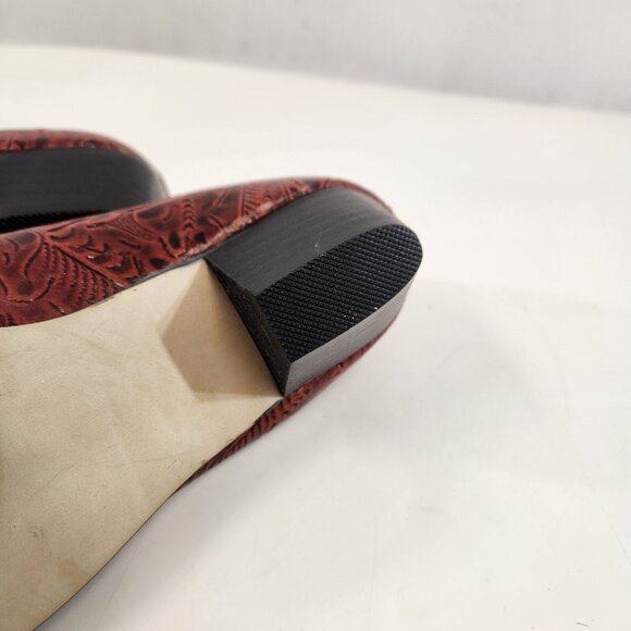 Tic-Tac-Toes Red Tooled Leather Shoe Women's US Size 8.5 Pump Low Heel - Picture 9 of 12